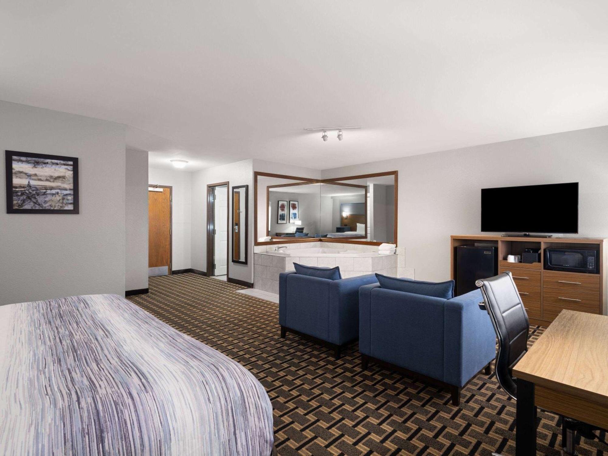 Americinn By Wyndham Woodstock Il Eksteriør billede