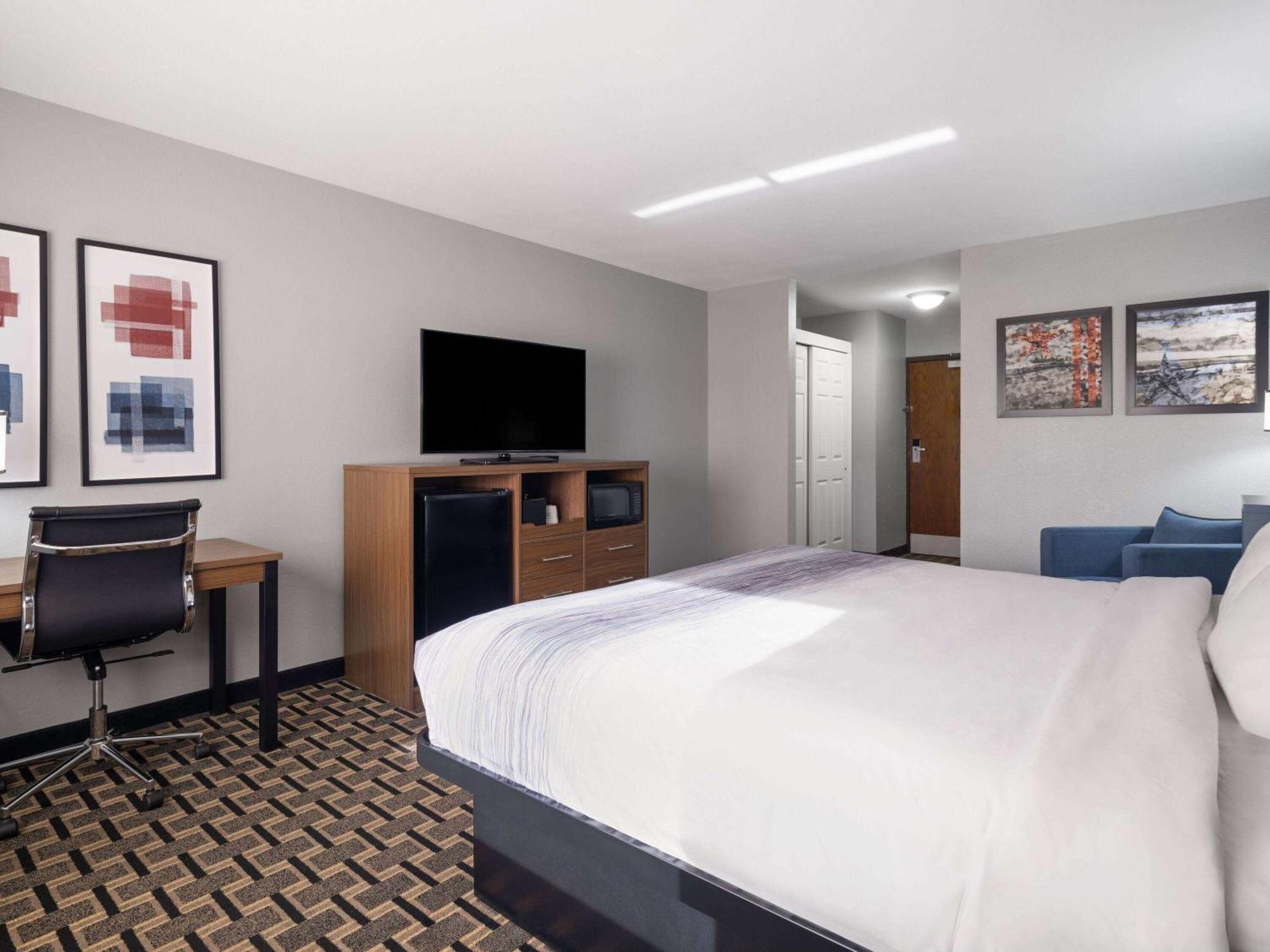 Americinn By Wyndham Woodstock Il Eksteriør billede