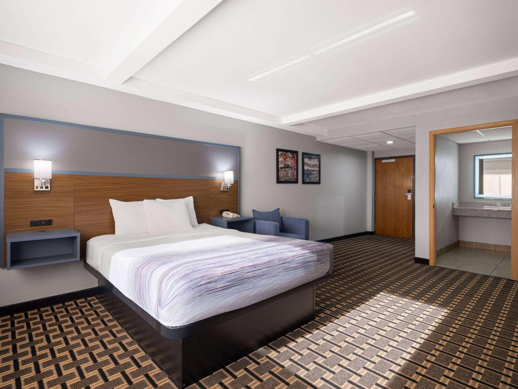 Americinn By Wyndham Woodstock Il Eksteriør billede