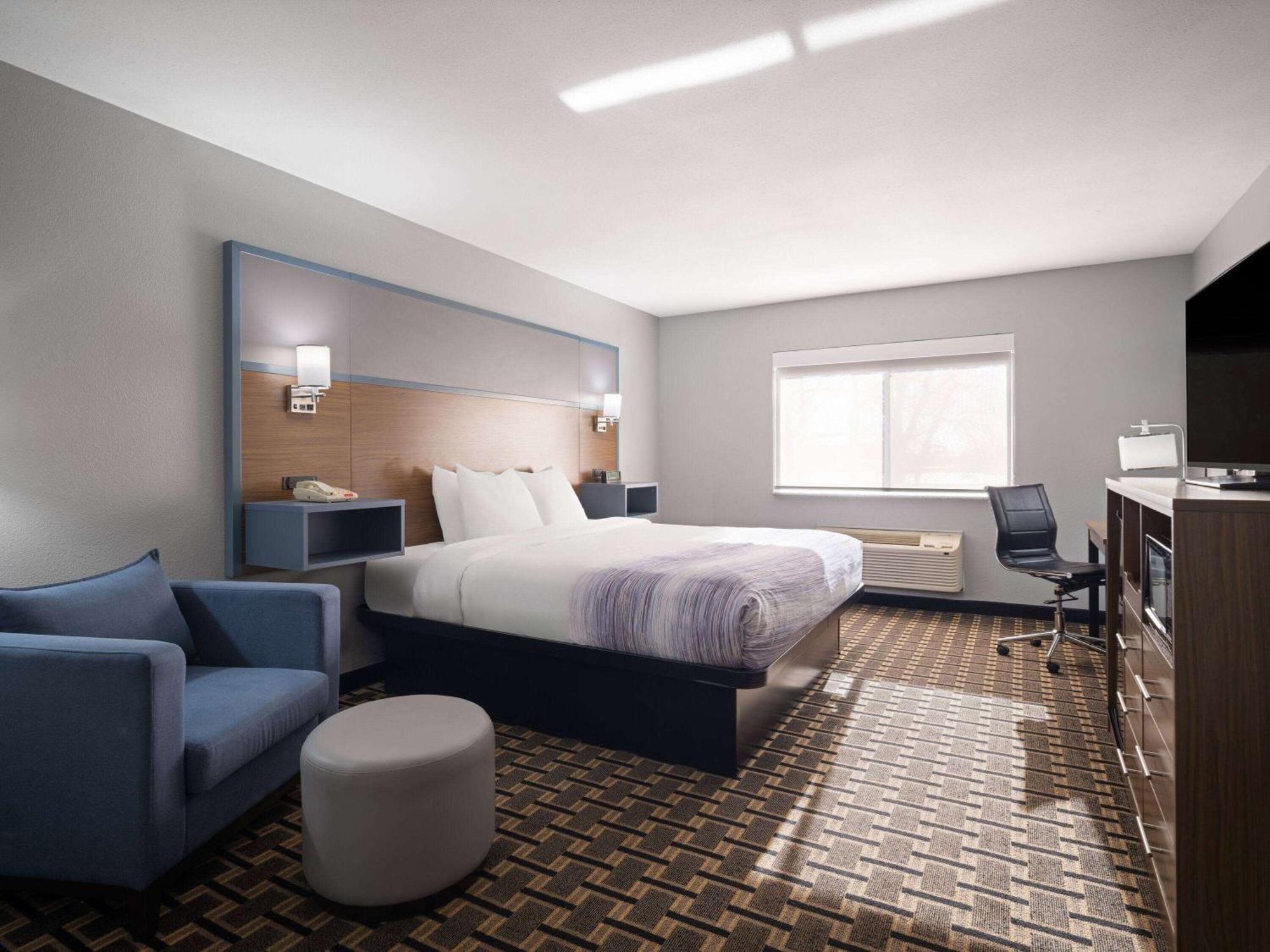 Americinn By Wyndham Woodstock Il Eksteriør billede